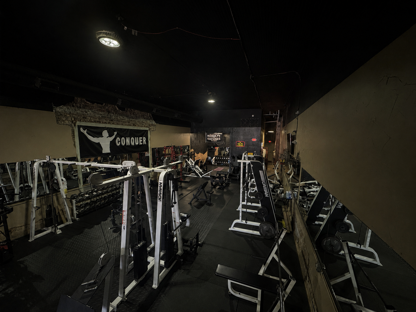 Gym floor with training stations